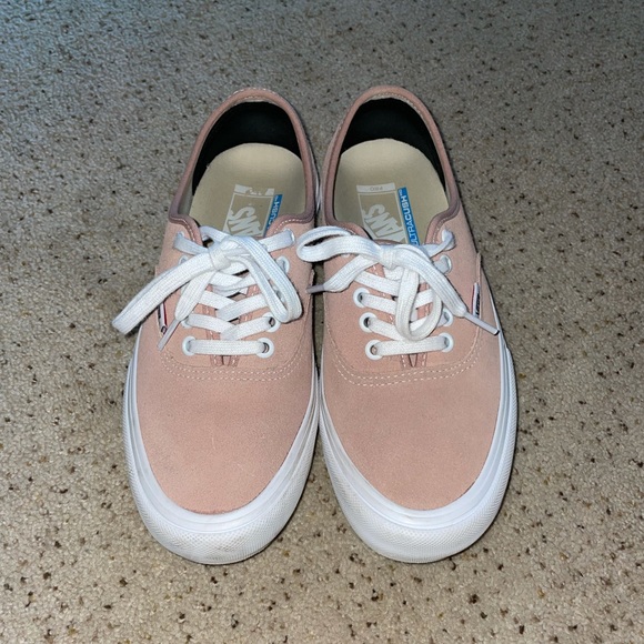 Vans - Picture 1 of 3